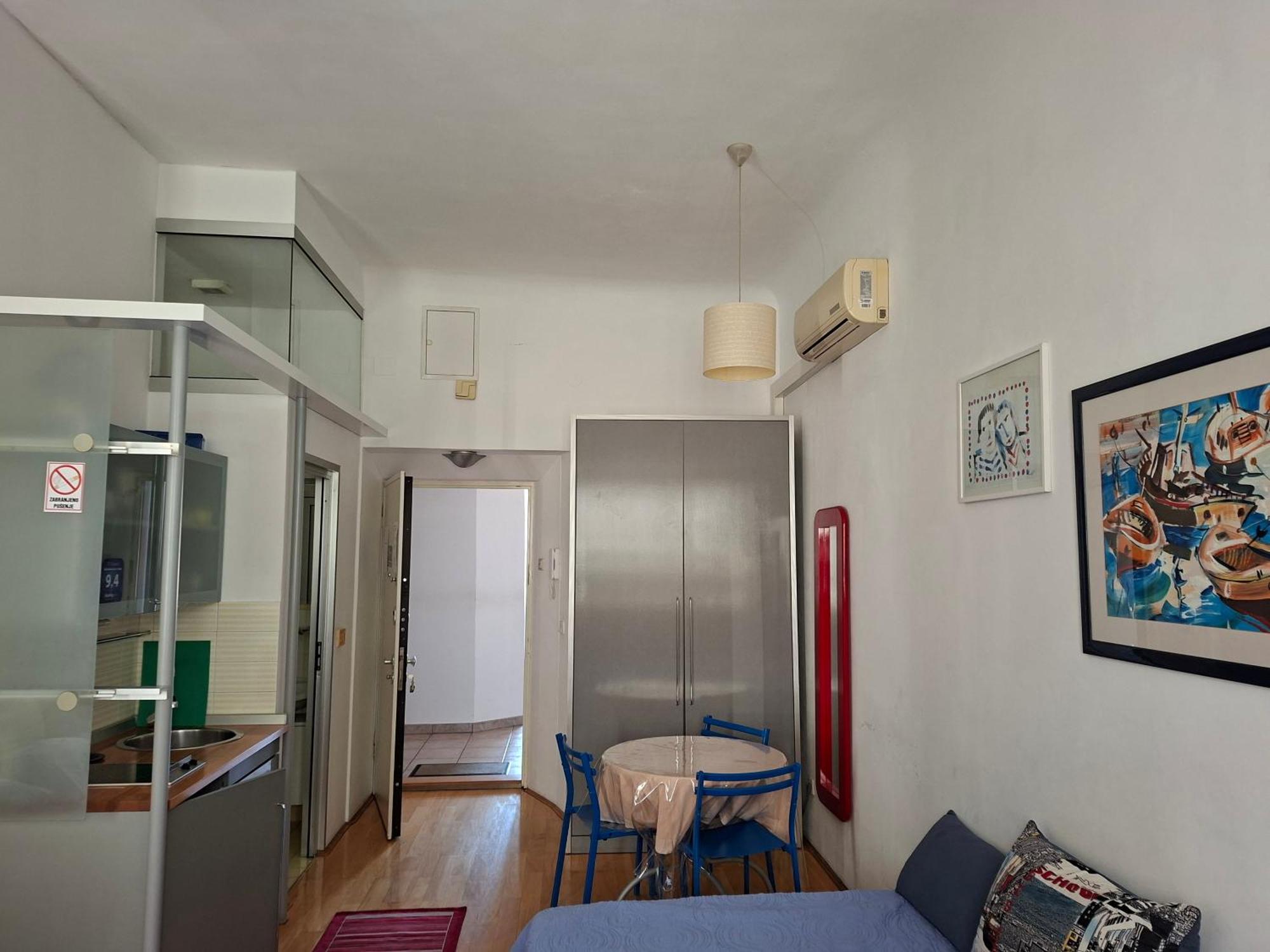 Lina - Center Apartment *
