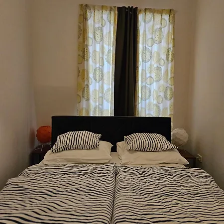 Apartments Lina - Center With Free Parking! Zagreb Exterior photo