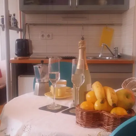 Apartments Lina - Center With Free Parking! Zagreb Room photo