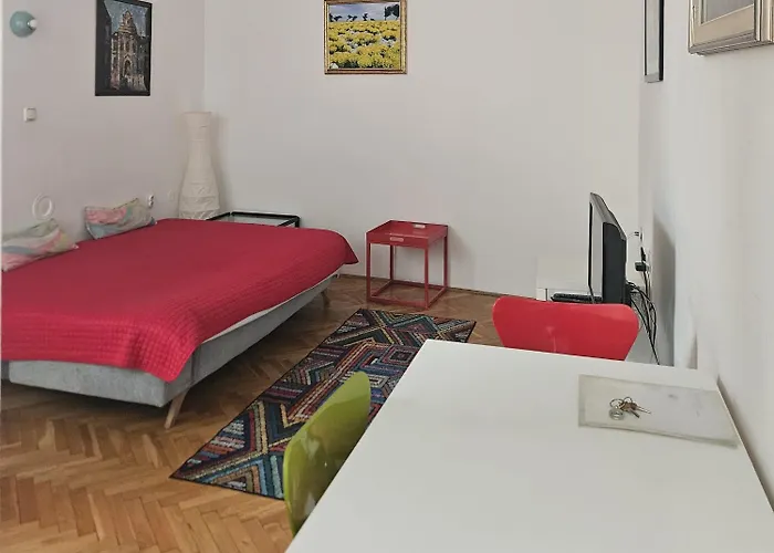 Apartments Lina - Center With Free Parking!