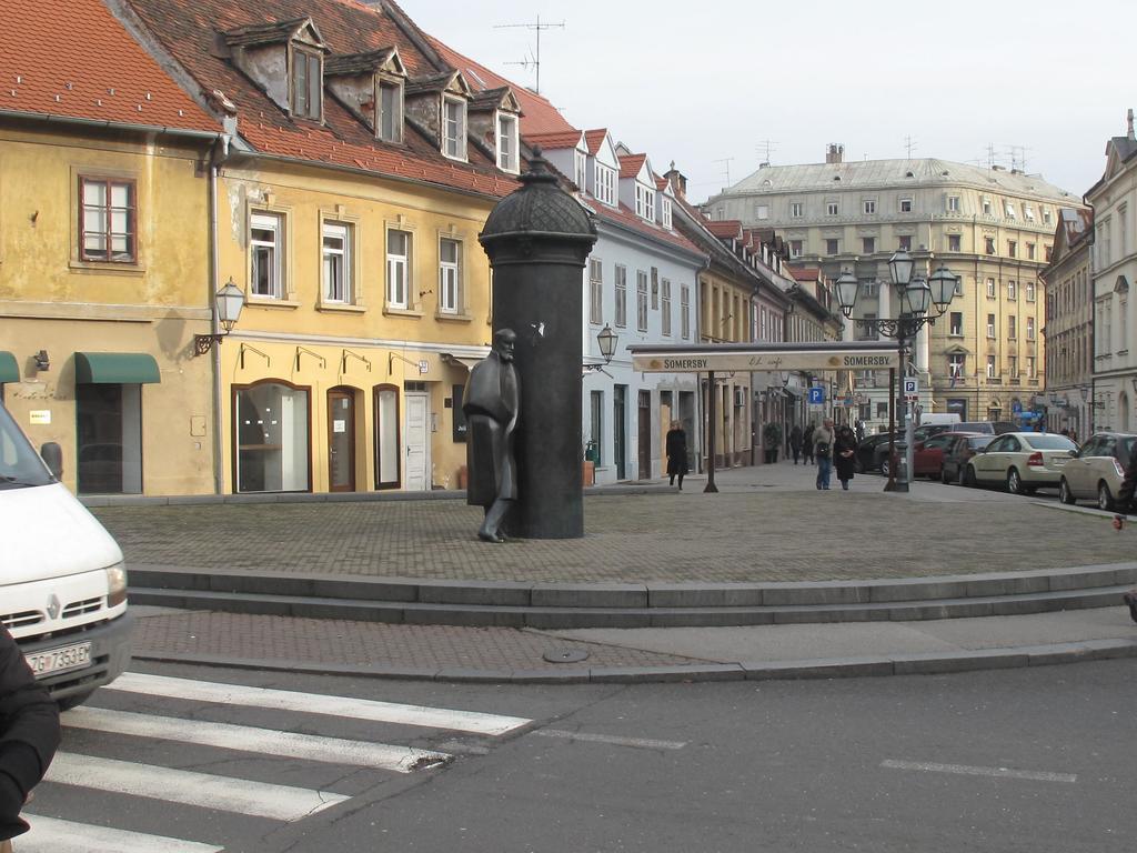Apartament Lina - Center With Free Parking! Zagreb